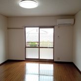 別の部屋の写真の為、イメージです。(寝室)