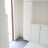 明るい玄関です☆(玄関)
