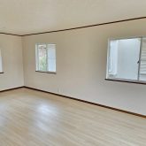 清潔感のあるナチュラルなデザインで落ち着くリビングです♪(居間)